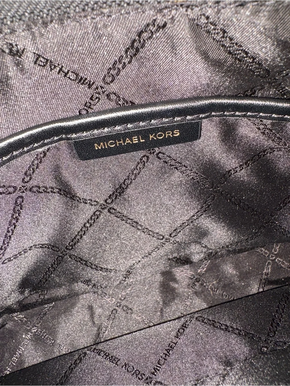 Michael Kors Jet Set Charm Medium Top Zip Pochette Black Pebbled Leather Bag